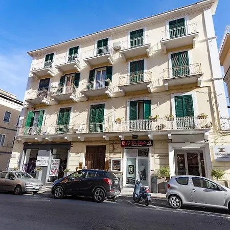 55 Bed & Breakfast Formia